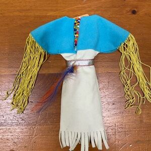 1993 BARBIE MATTEL BARBIE DOLLS OF THE WORLD NATIVE AMERICAN DRESS
